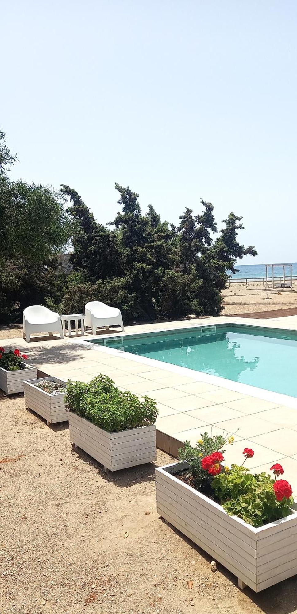 Cedar Bay Beachside Villas ปาไลโอโกรา ภายนอก รูปภาพ